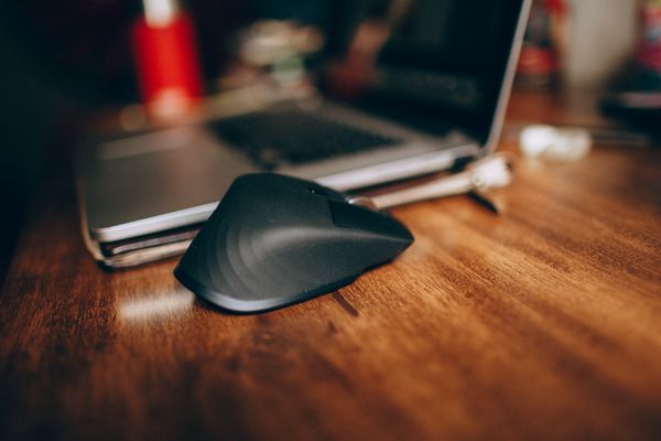 Universal Wireless Mouse (Compact)