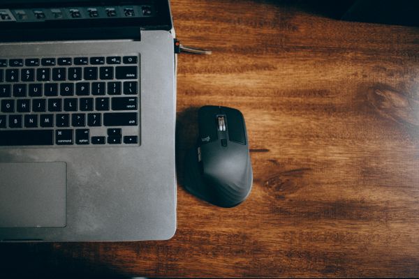 Universal Wireless Mouse (Office)